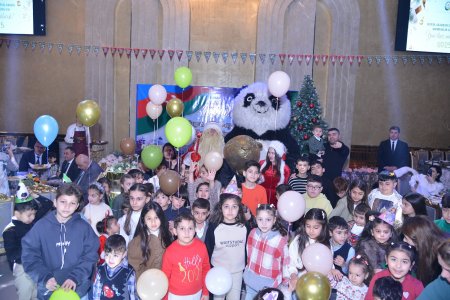 Qaradağ rayonunda şəhid, qazi və aztəminatlı ailələrin övladları üçün Yeni il şənliyi təşkil olunub